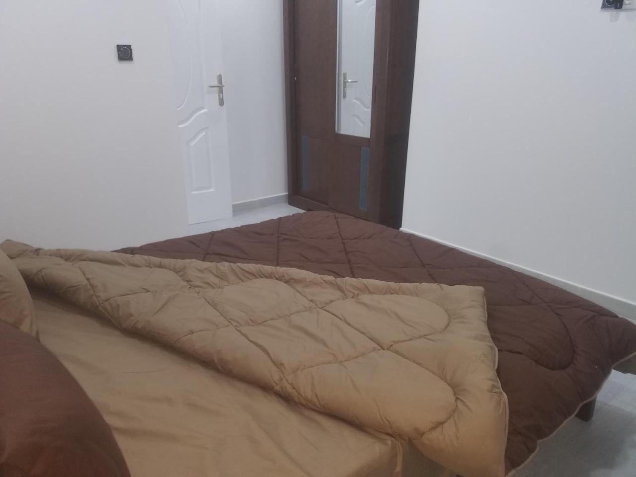 Hostel Les Pins Alger Екстериор снимка