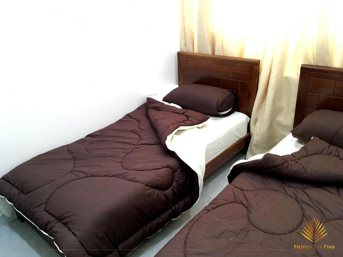 Hostel Les Pins Alger Екстериор снимка