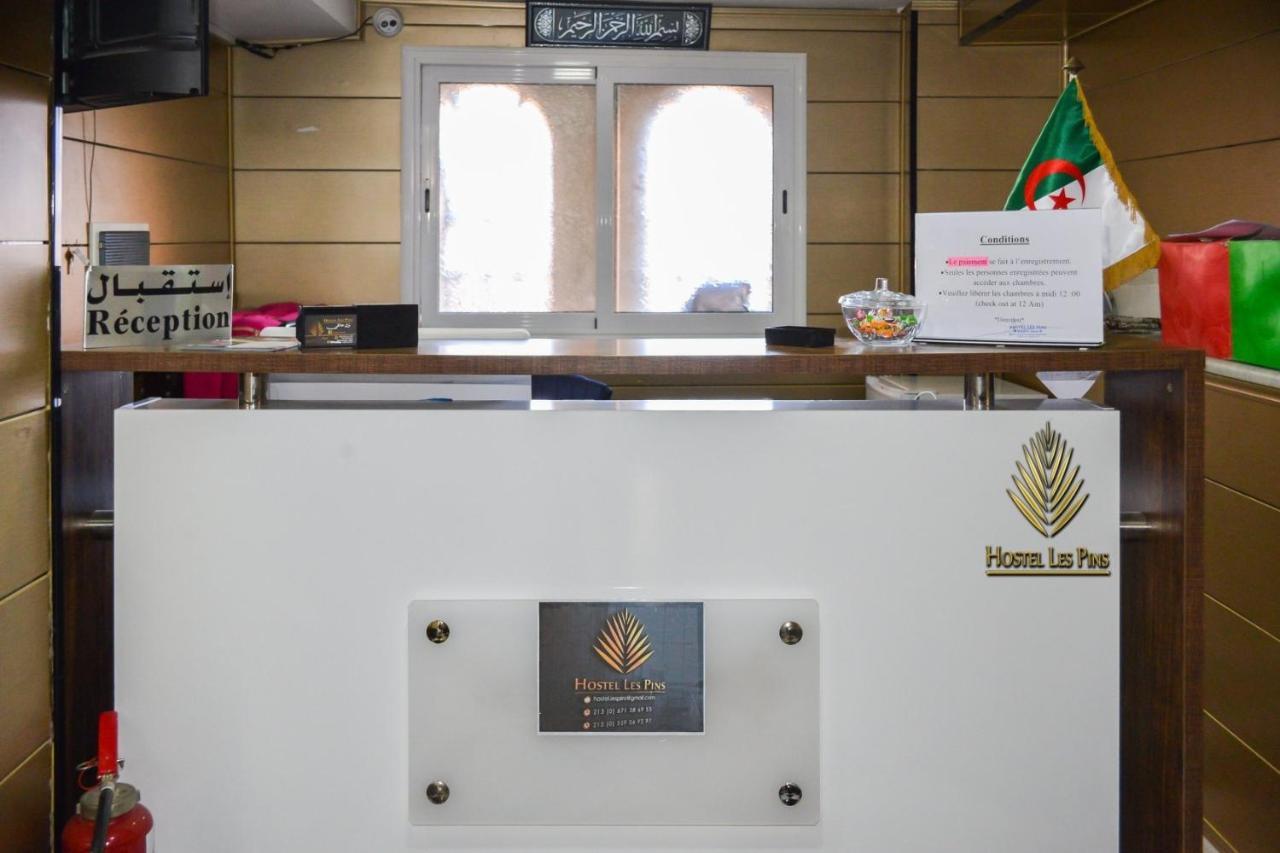 Hostel Les Pins Alger Екстериор снимка