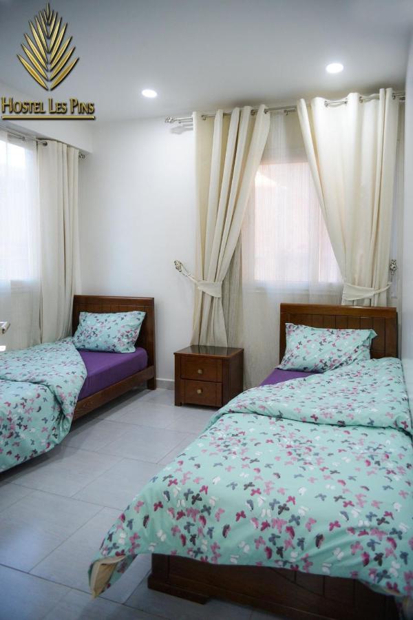 Hostel Les Pins Alger Екстериор снимка