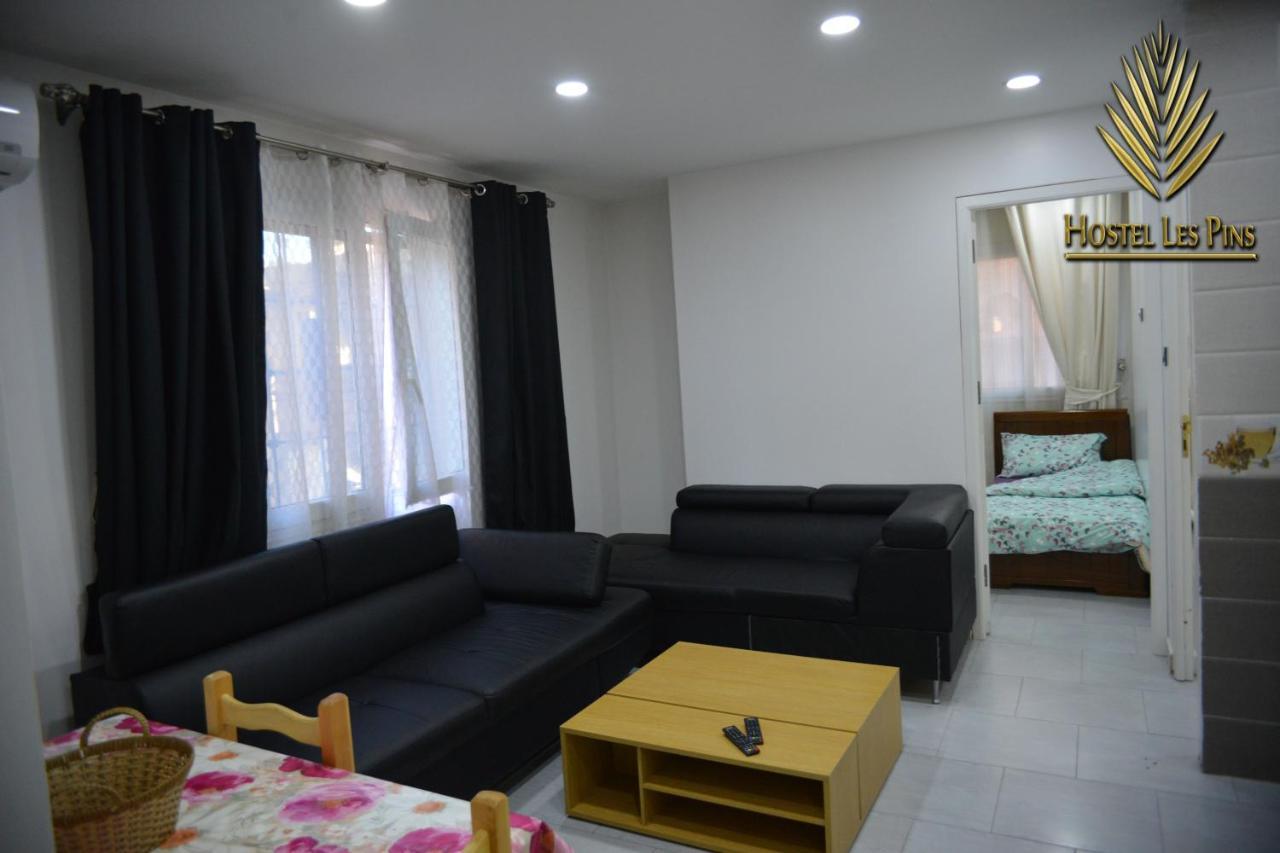 Hostel Les Pins Alger Екстериор снимка
